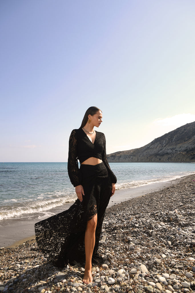 JOANNA ECONOMOU DESIGNS, @joannaeconomoudesigns fashion designer resort and luxury wear occasion lace set Gloria colour black Cyprus island